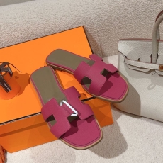 Hermes Slippers